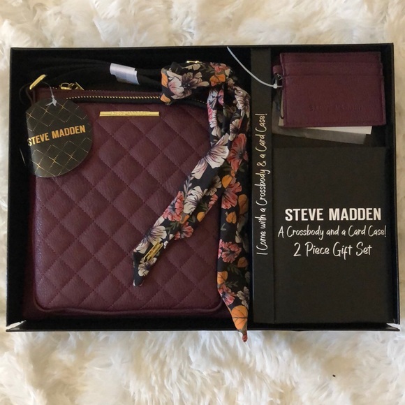 Steve Madden Handbags - Steve Madden Crossbody Purse and Card Case